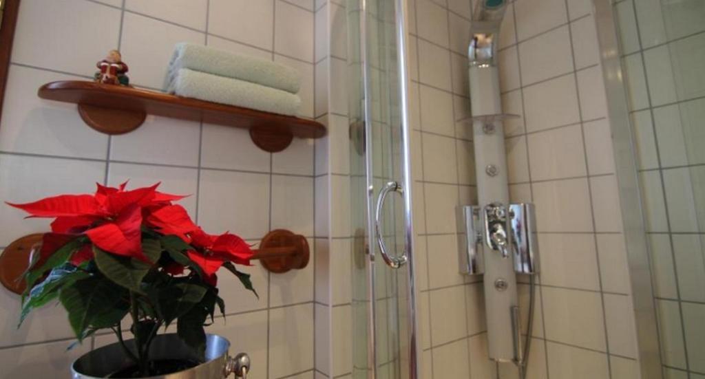 Bed and Breakfast Le Mont d'Auge Canapville  Zimmer foto